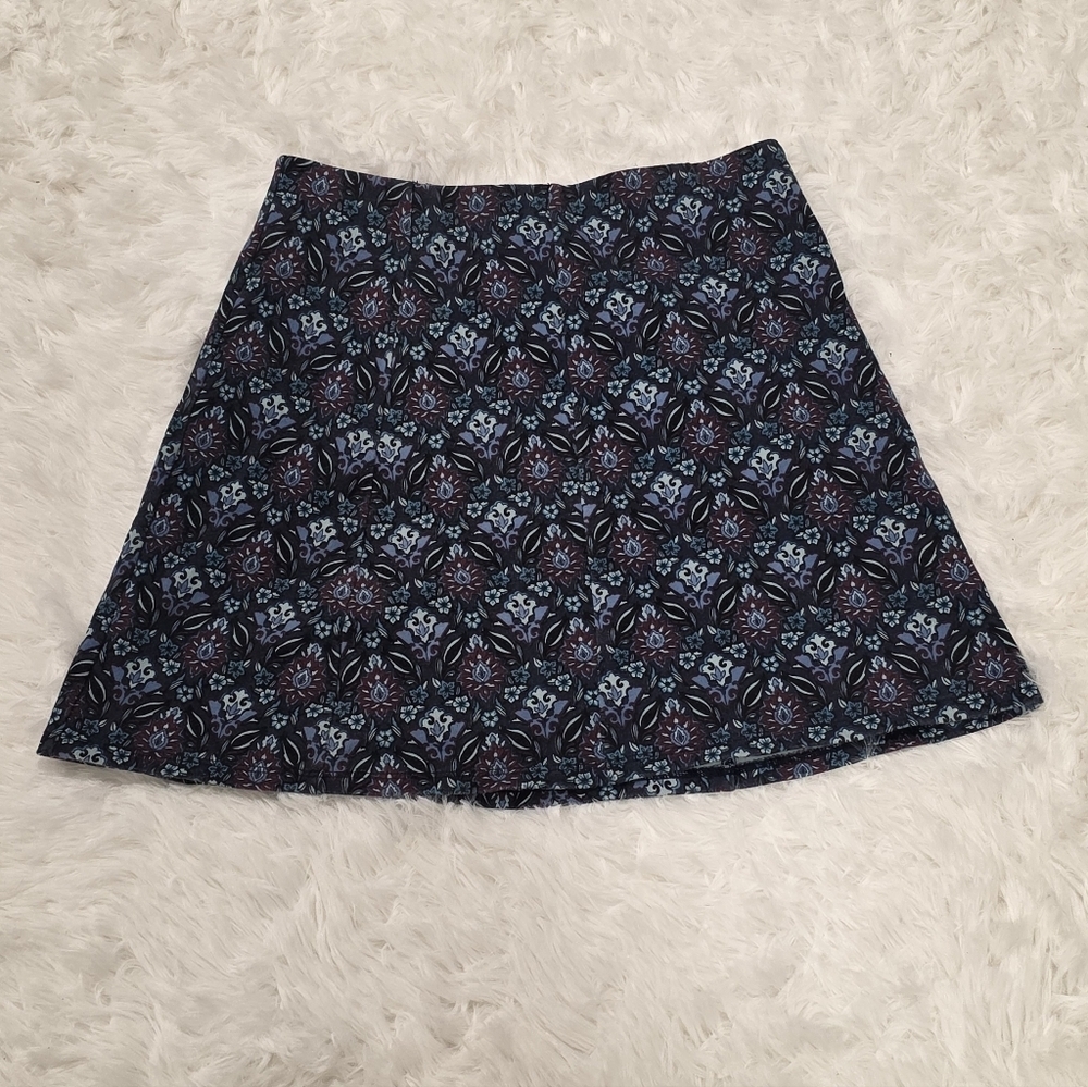 Hollister Floral Skirt. Size S